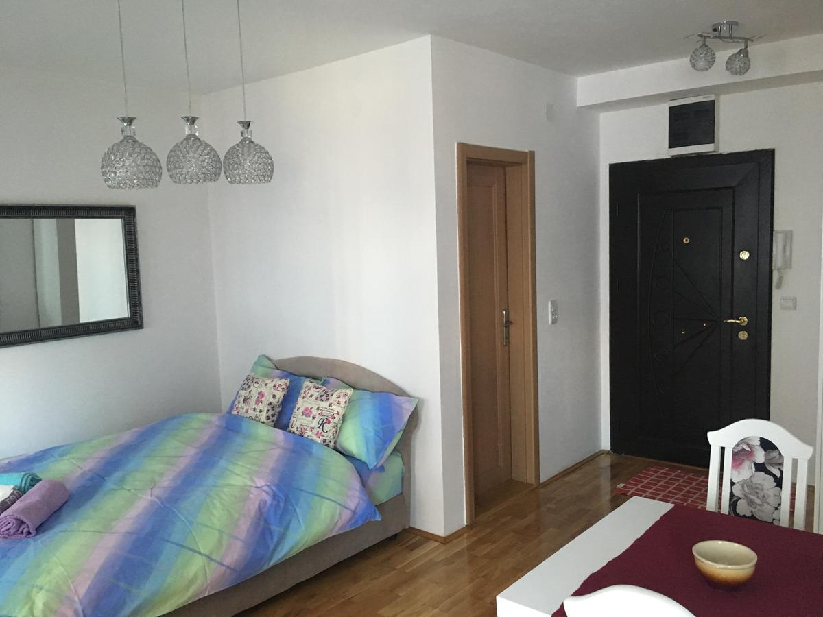 Ms - Downtown With Free Parking Space Apartment Белград Екстериор снимка