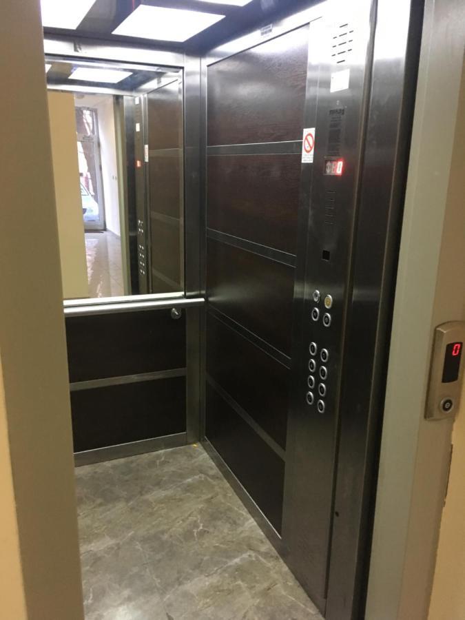 Ms - Downtown With Free Parking Space Apartment Белград Стая снимка